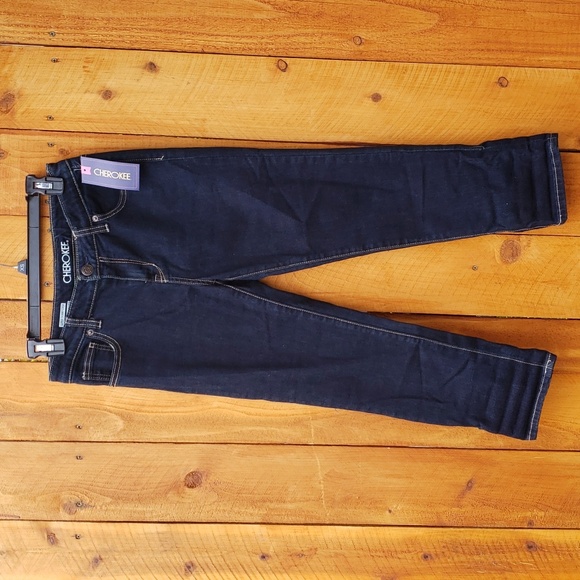 Cherokee Super Skinny Crop 16 NWT - Picture 6 of 6